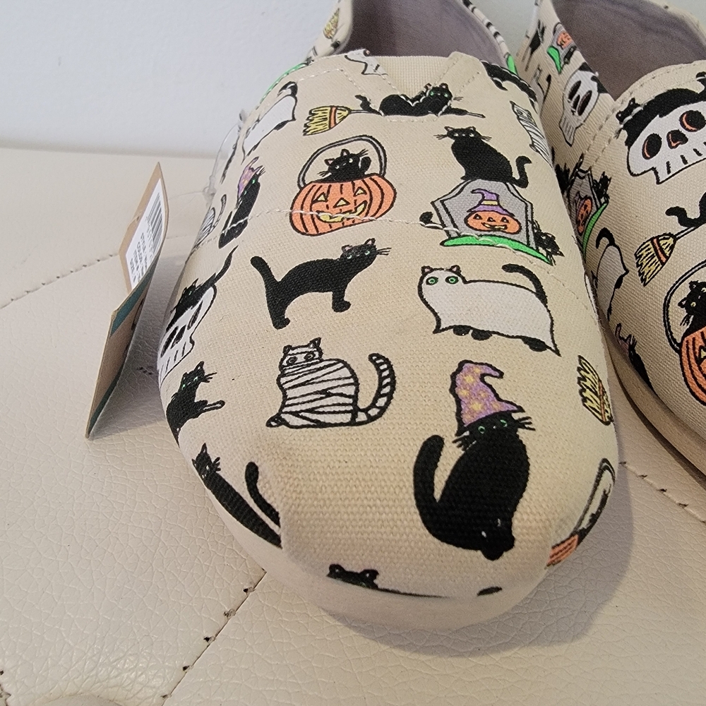 Toms Classic Halloween Black Cat Belmont Womens Slip On Flats Shoes Size 8 NWT - Picture 12 of 12